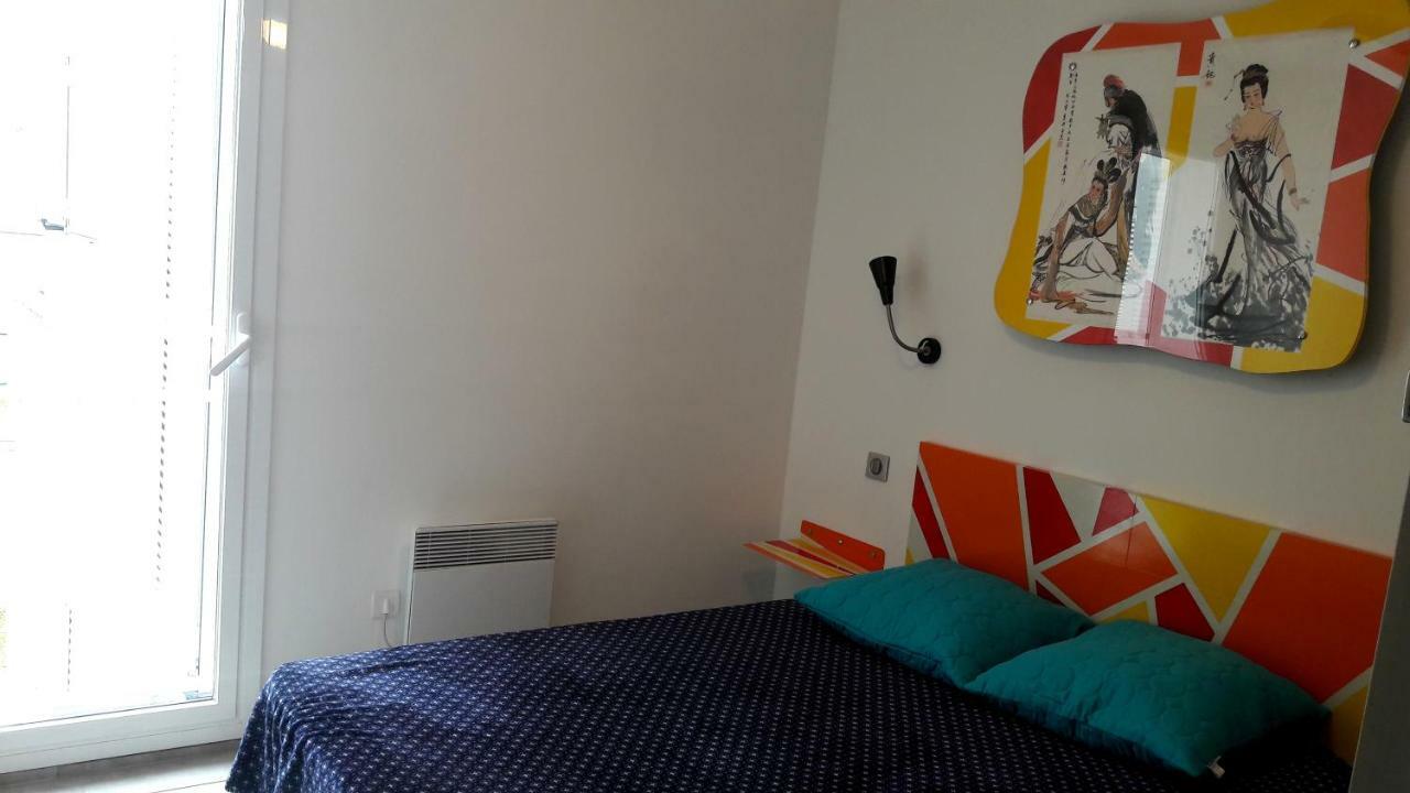 Residencia Platja De Roses Apartment Exterior photo